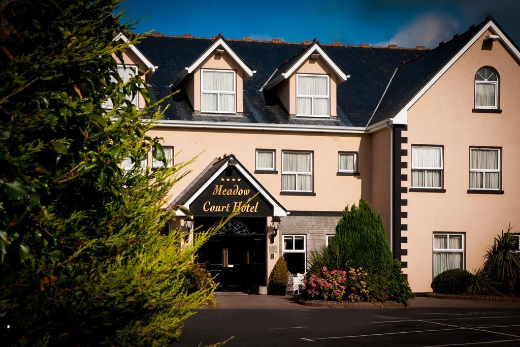 Meadow Court Hotel Loughrea Eksteriør billede